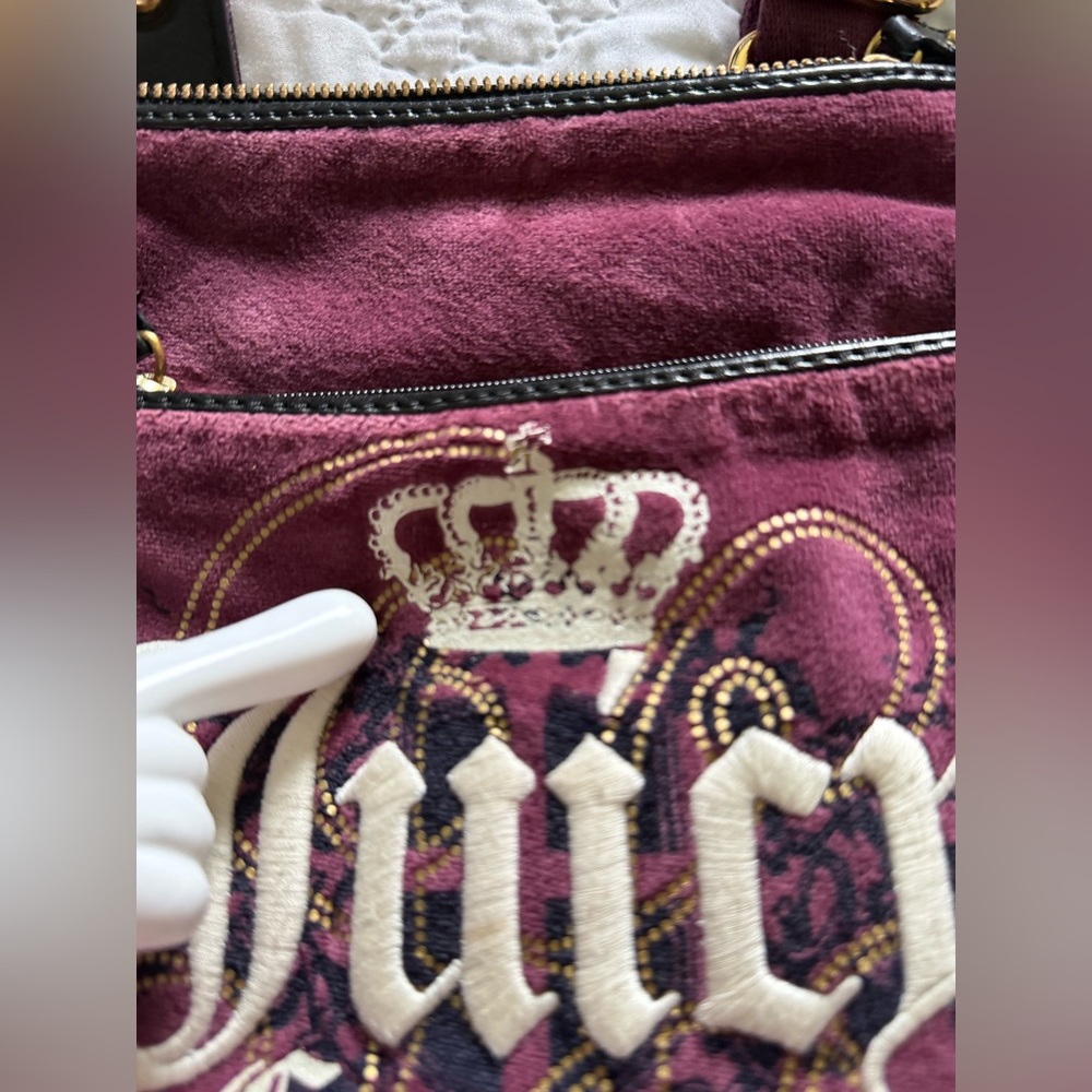 Juicy Couture Crossbody Bag Purse Vintage Y2K Velour Purple RARE see pics - Picture 5 of 15